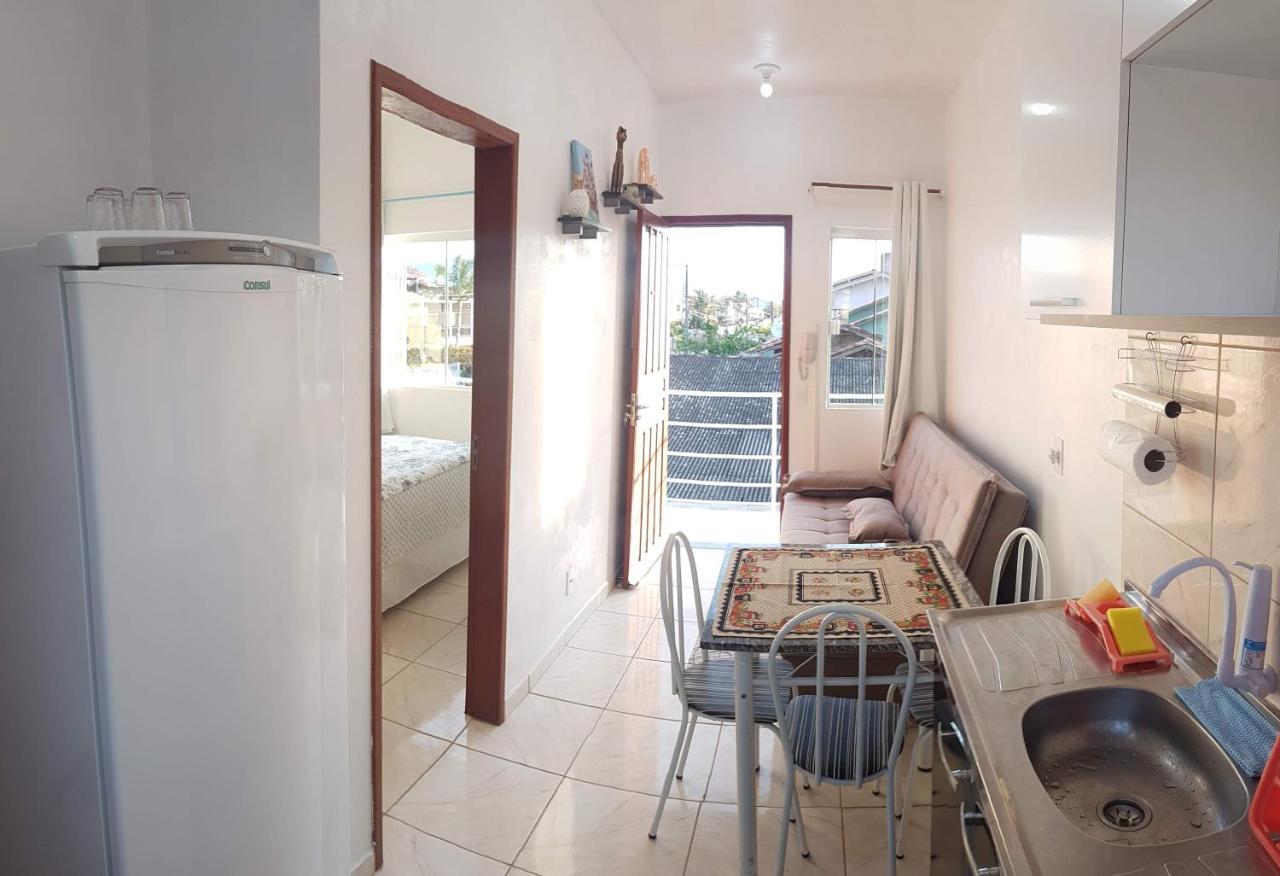 Apartment Proximo Ao Aeroporto De Florianopolis. *