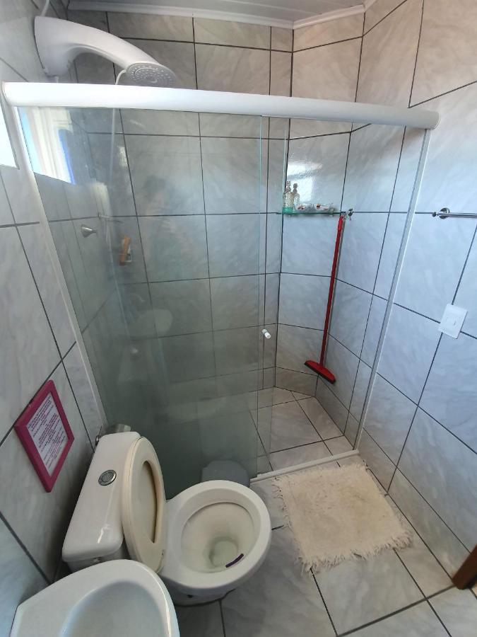 Próximo Ao Aeroporto De Florianópolis. *